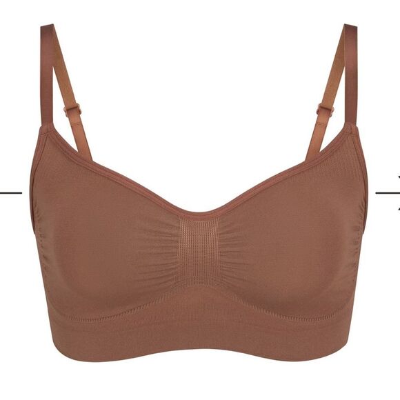SKIMS SEAMLESS SCULPT
BRALETTE JASPER 4X NWT IN BOX - Picture 2 of 7